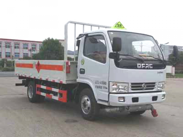 東風(fēng)小霸王氣瓶運(yùn)輸車(chē)(藍(lán)牌國(guó)五)